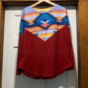 Patterned long sleeve shirt